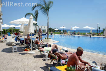 Kouzalis Beach Hotel 25